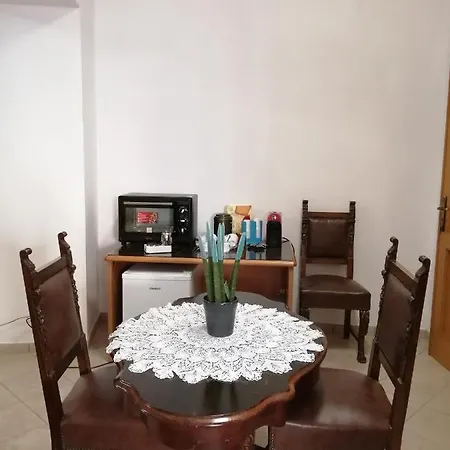Casa Madre 3* Pietradefusi