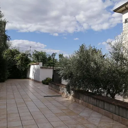 Casa Madre 3* Pietradefusi